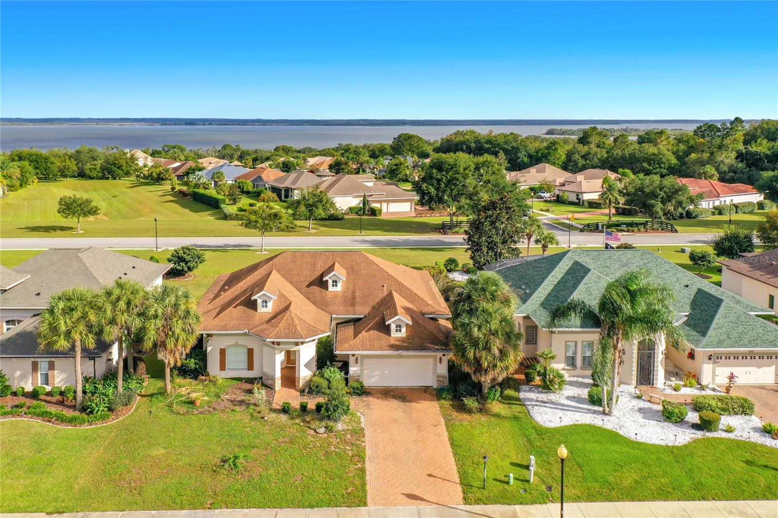 38634 LAKEVIEW WALK, Lady Lake, FL 32159