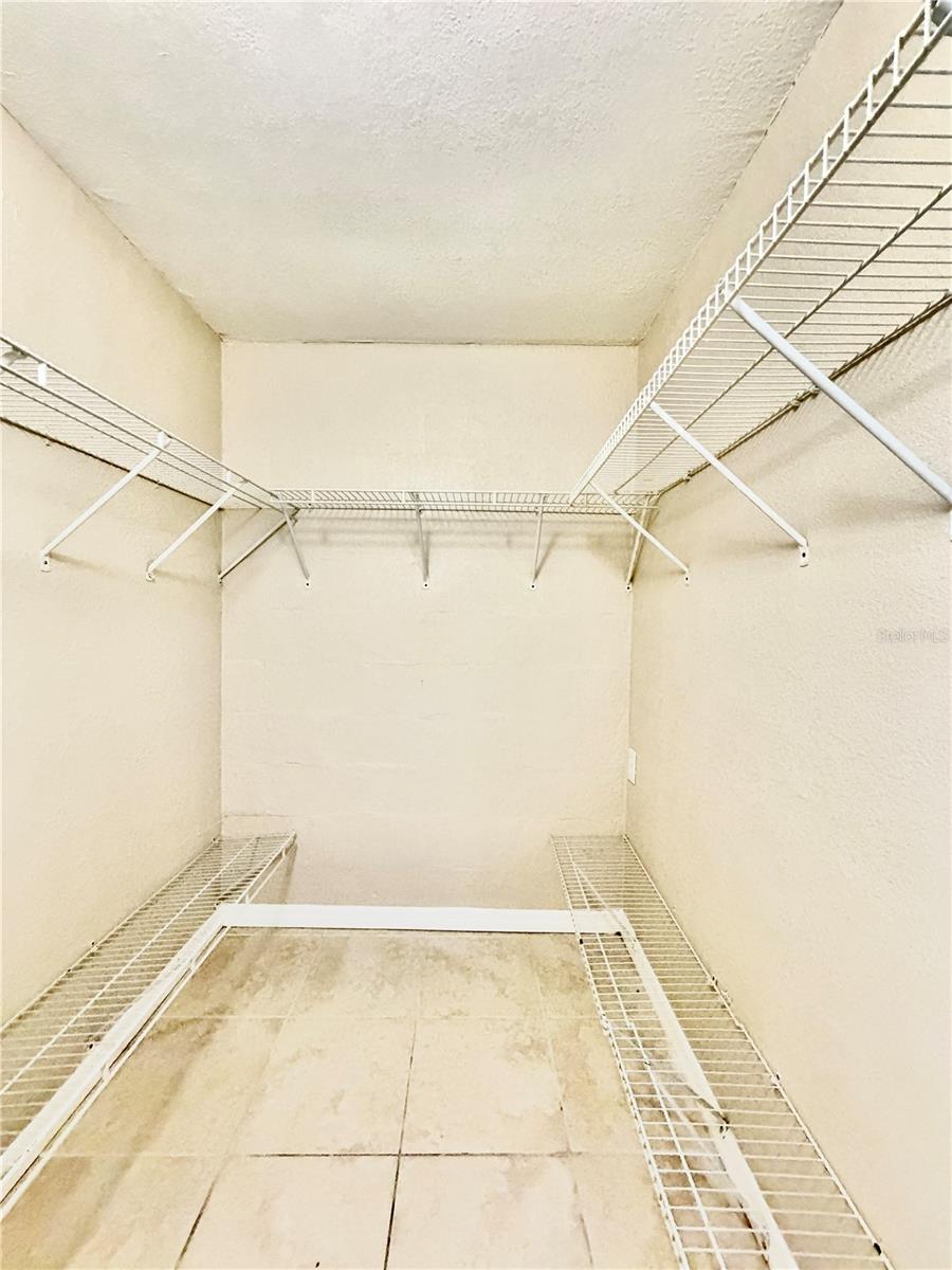3123 W DOUGLAS STREET, Tampa, FL 33607