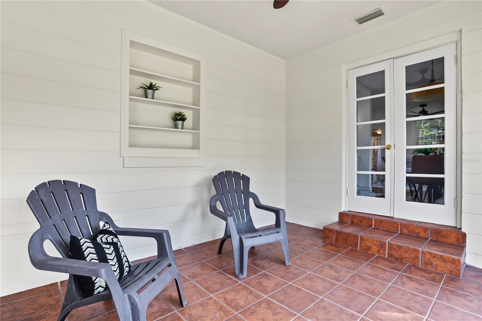 8338 41ST AVENUE N, St Petersburg, FL 33709