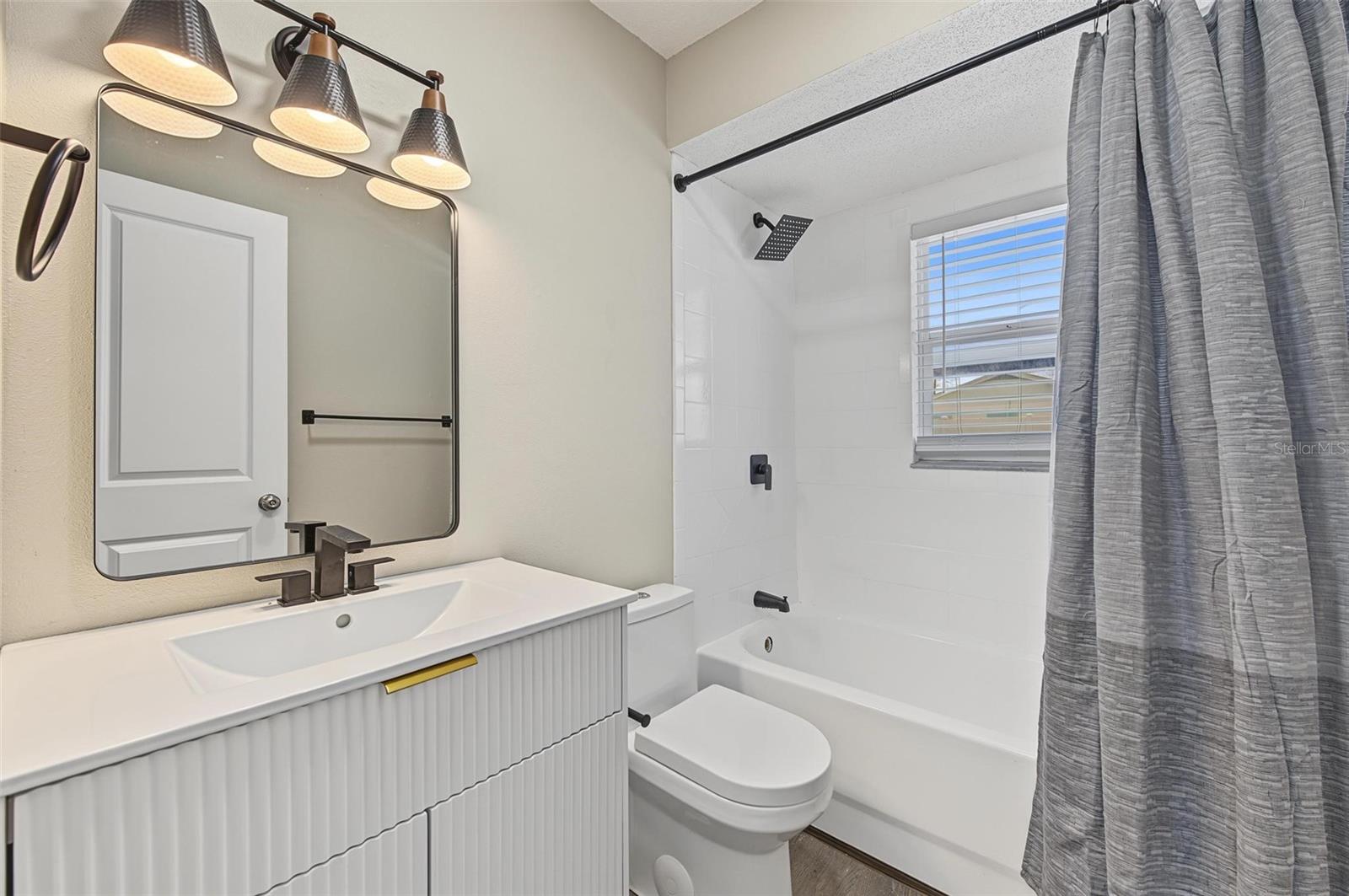 548 FRANDOR PLACE, Apollo Beach, FL 33572
