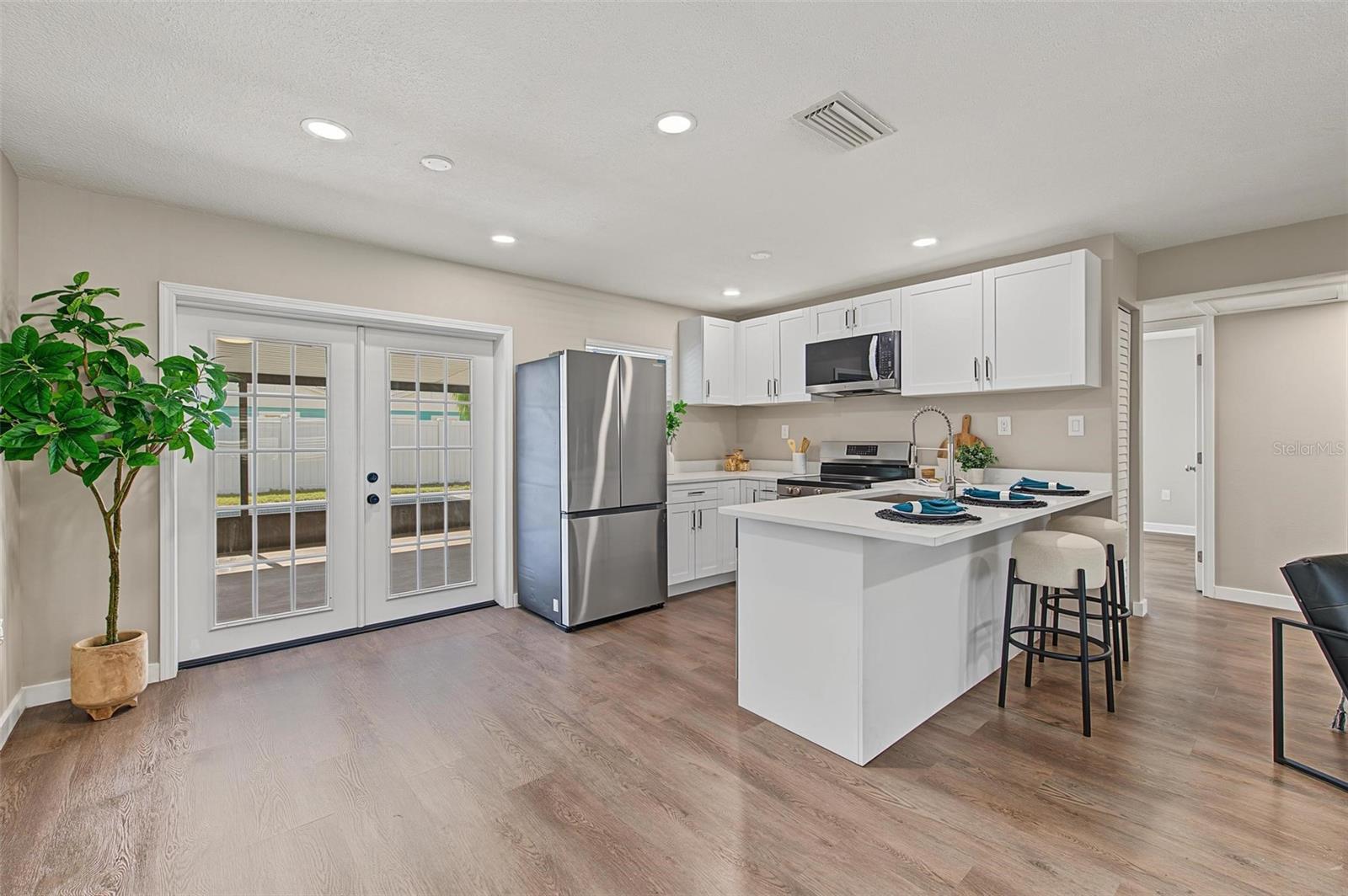 548 FRANDOR PLACE, Apollo Beach, FL 33572