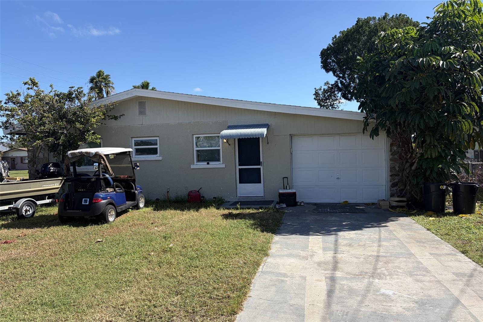 12517 COFFEE HILL ROW, Hudson, FL 34667 12517 COFFEE HILL ROW, Hudson, FL 34667