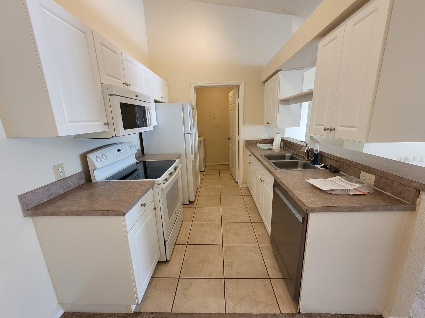 5901 BRICKLEBERRY LANE, #203, Zephyrhills, FL 33541