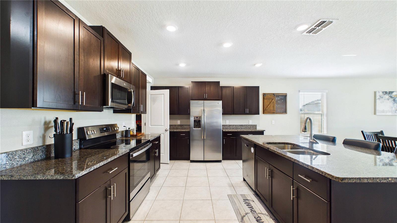 8659 PARSONS HILL BOULEVARD, Wesley Chapel, FL 33545