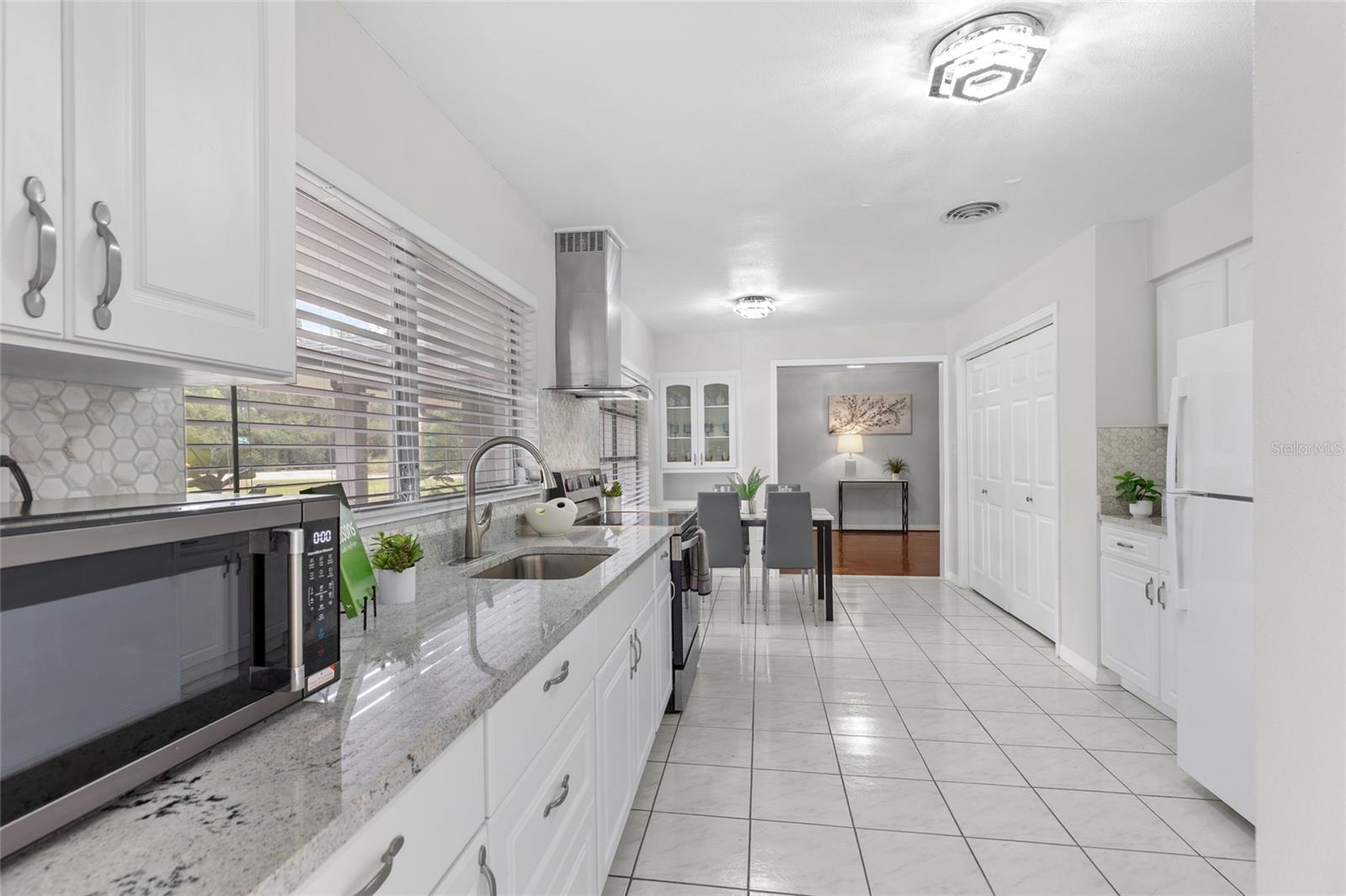16902 HANNA ROAD, Lutz, FL 33549