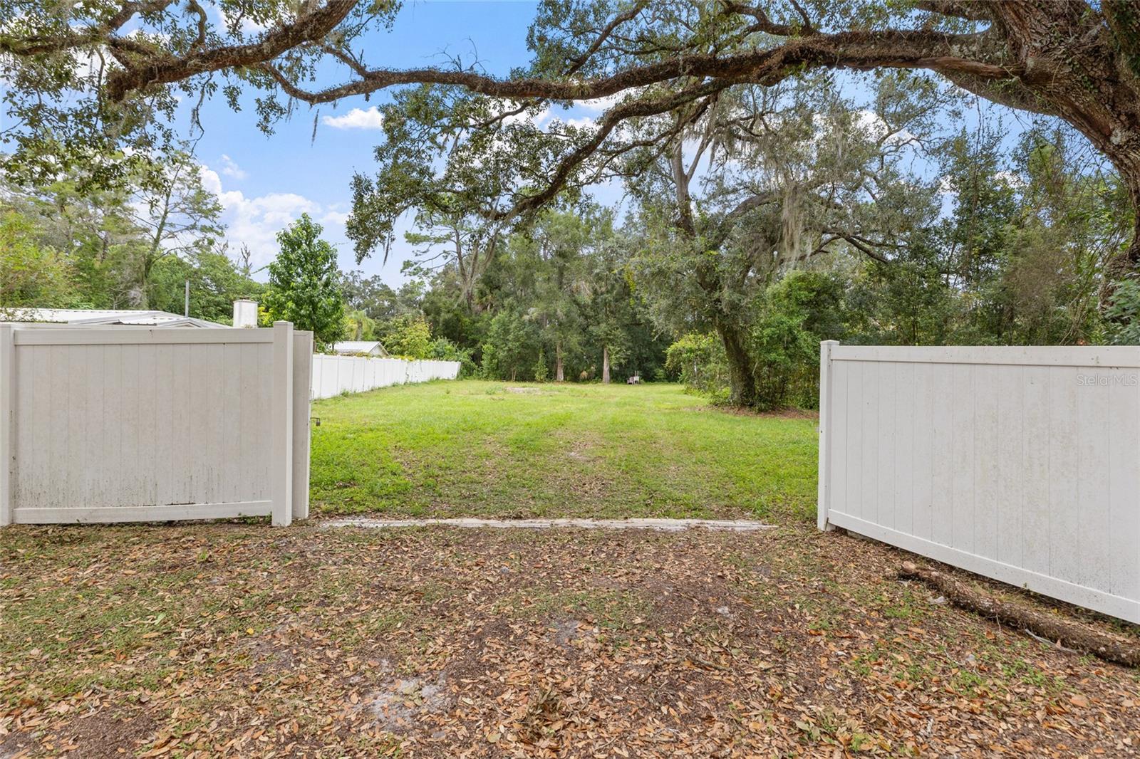 16902 HANNA ROAD, Lutz, FL 33549