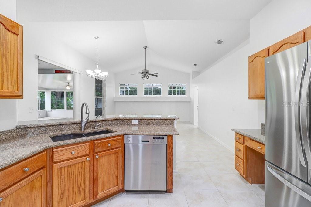 4810 WATER LARK WAY, Valrico, FL 33596
