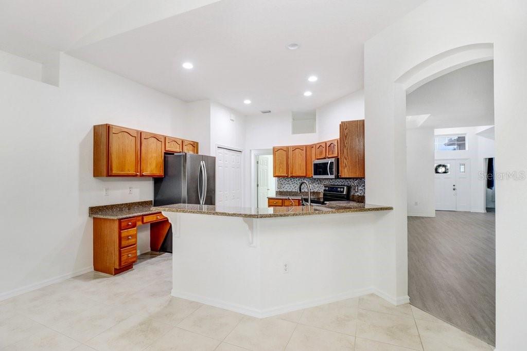4810 WATER LARK WAY, Valrico, FL 33596