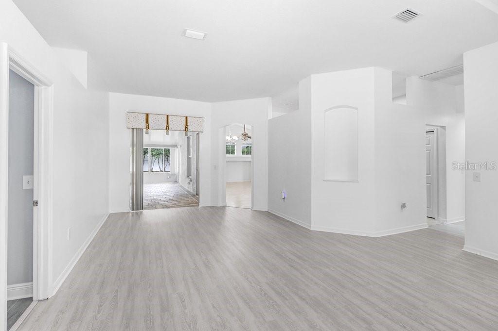 4810 WATER LARK WAY, Valrico, FL 33596