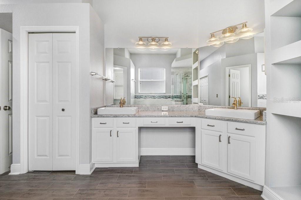 4810 WATER LARK WAY, Valrico, FL 33596