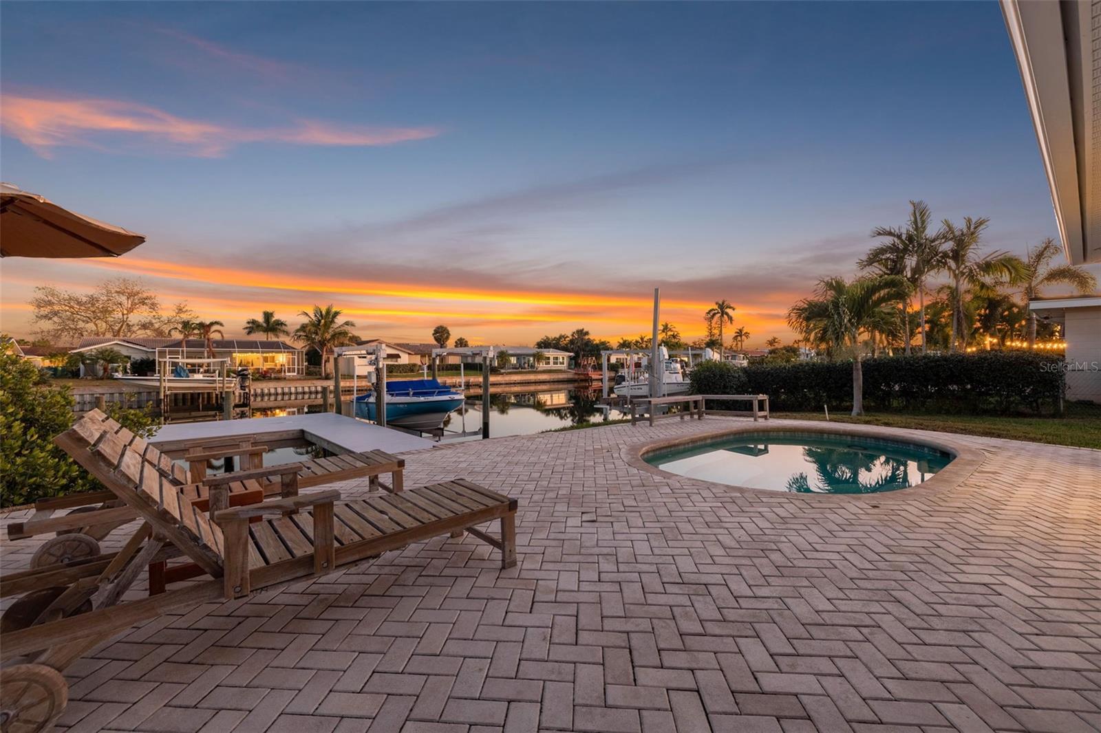 1984 MICHIGAN AVENUE NE, St Petersburg, FL 33703