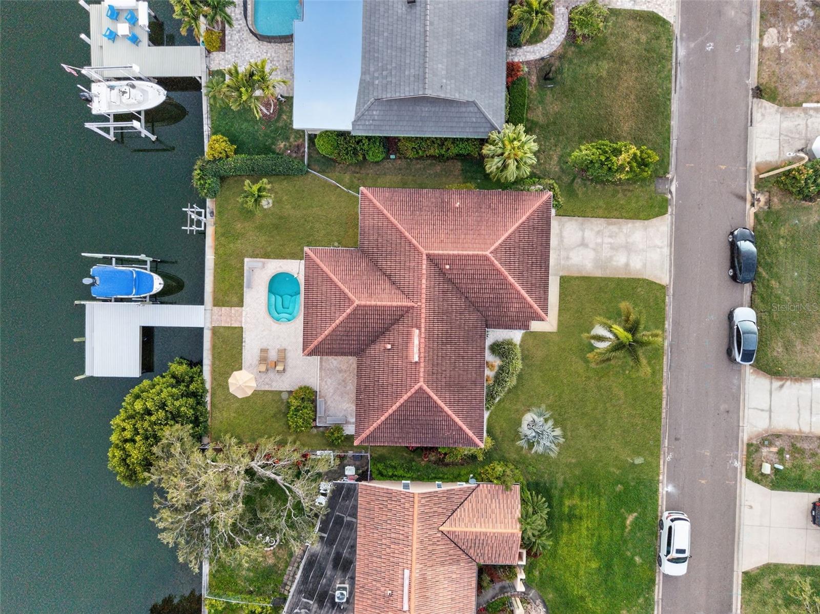 1984 MICHIGAN AVENUE NE, St Petersburg, FL 33703