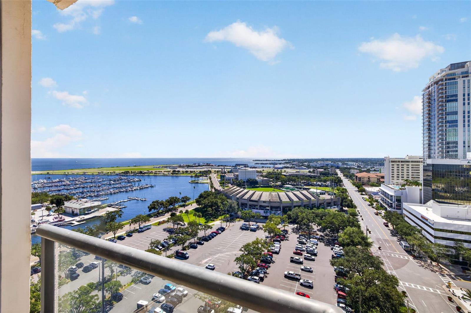 1 BEACH DRIVE SE, #1607, St Petersburg, FL 33701