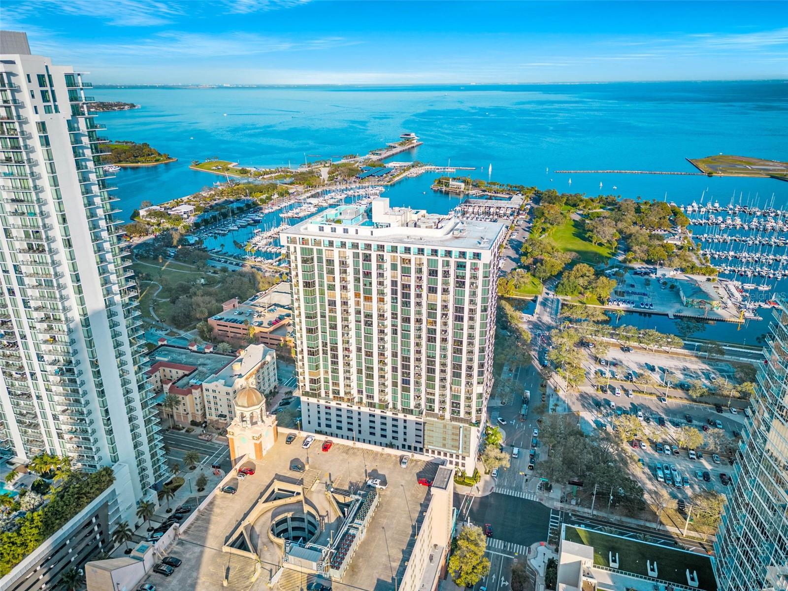 1 BEACH DRIVE SE, #1607, St Petersburg, FL 33701