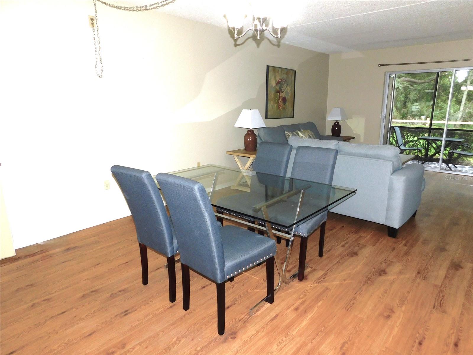 105 PALMETTO COURT, Oldsmar, FL 34677