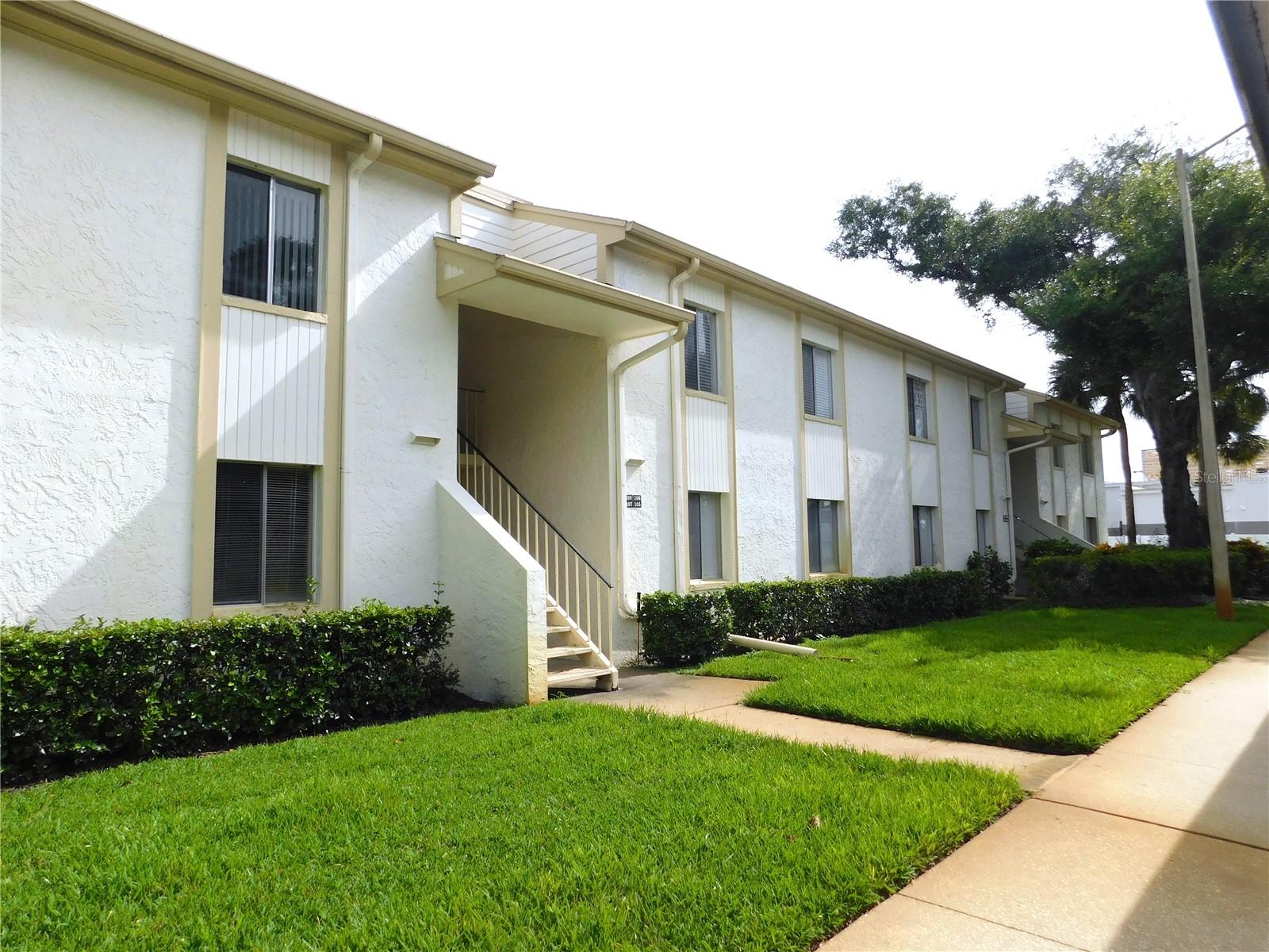 105 PALMETTO COURT, Oldsmar, FL 34677 105 PALMETTO COURT, Oldsmar, FL 34677