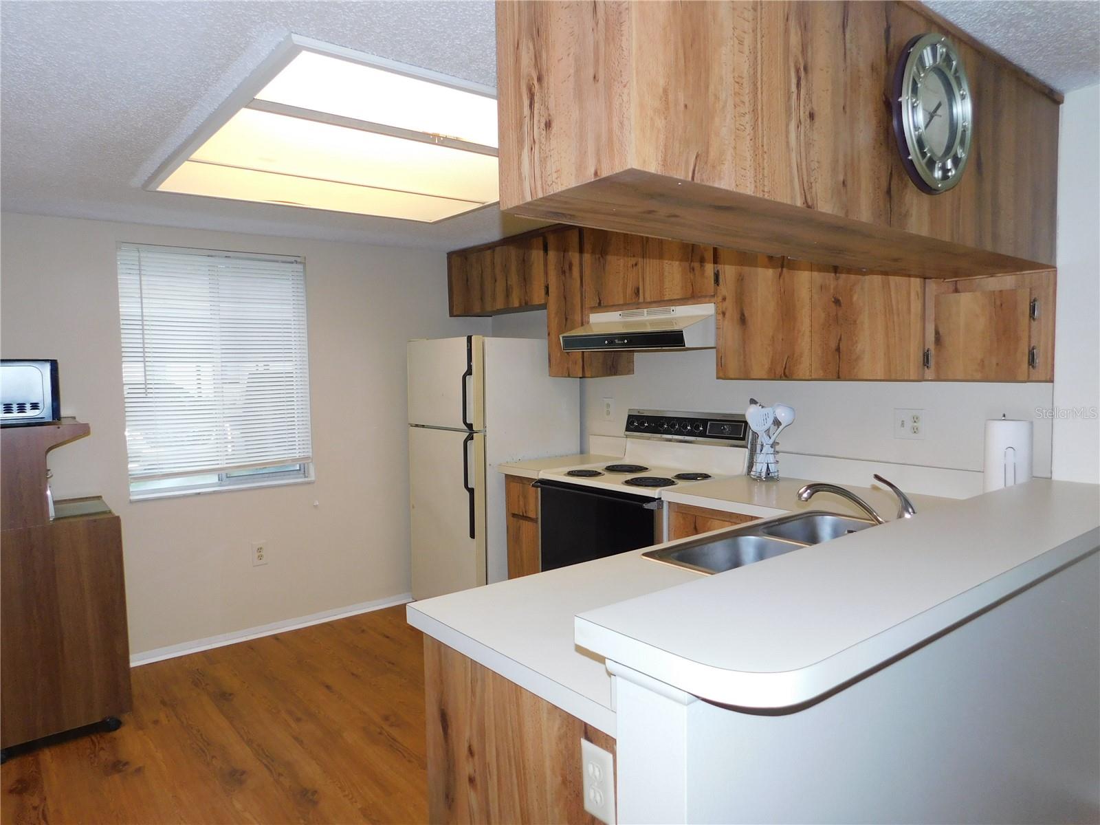 105 PALMETTO COURT, Oldsmar, FL 34677 105 PALMETTO COURT, Oldsmar, FL 34677