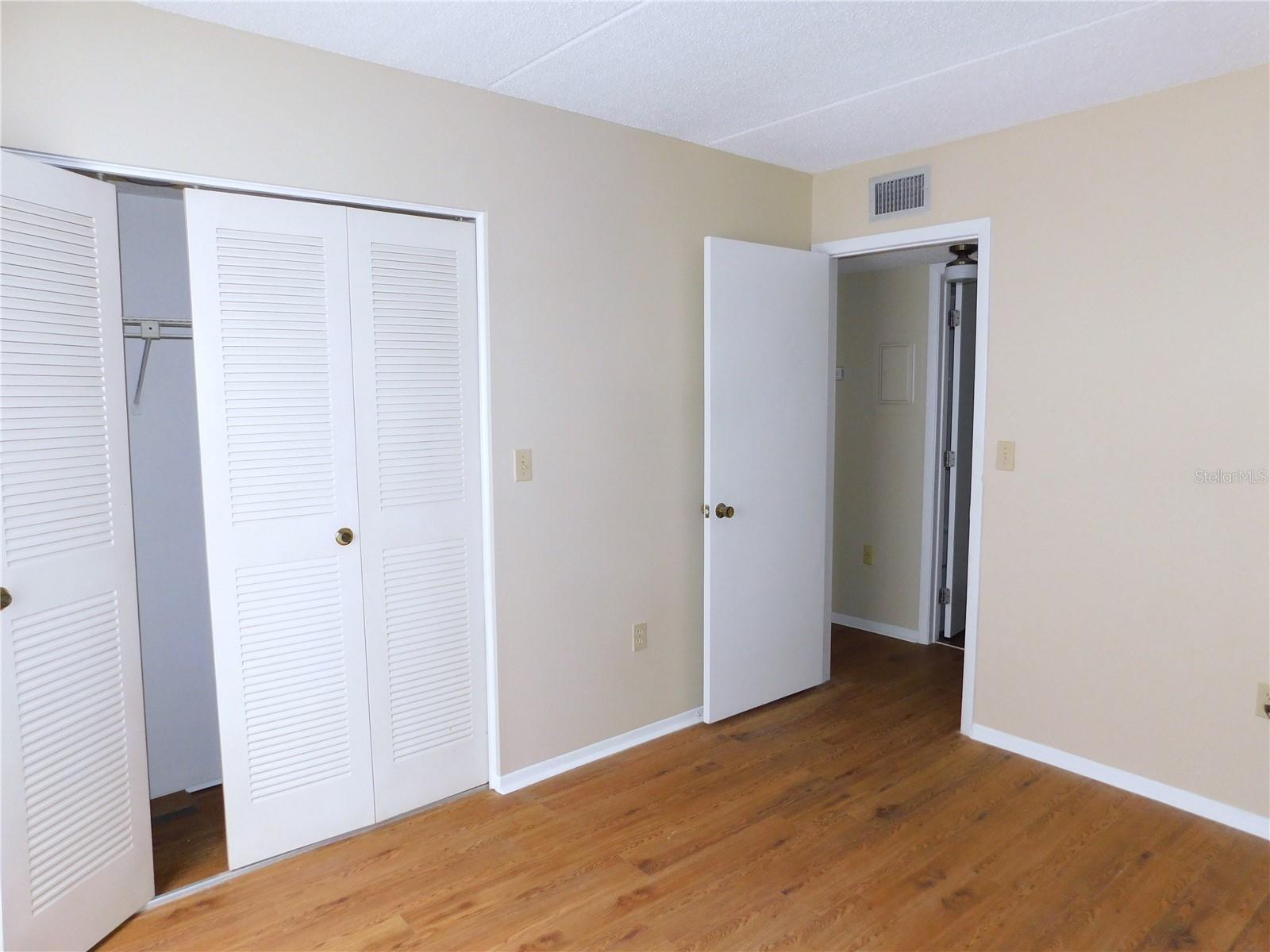105 PALMETTO COURT, Oldsmar, FL 34677
