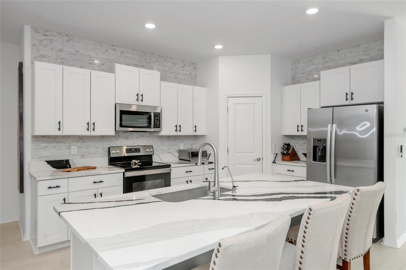 9617 BRANCHING SHIP TRACE, Wesley Chapel, FL 33545
