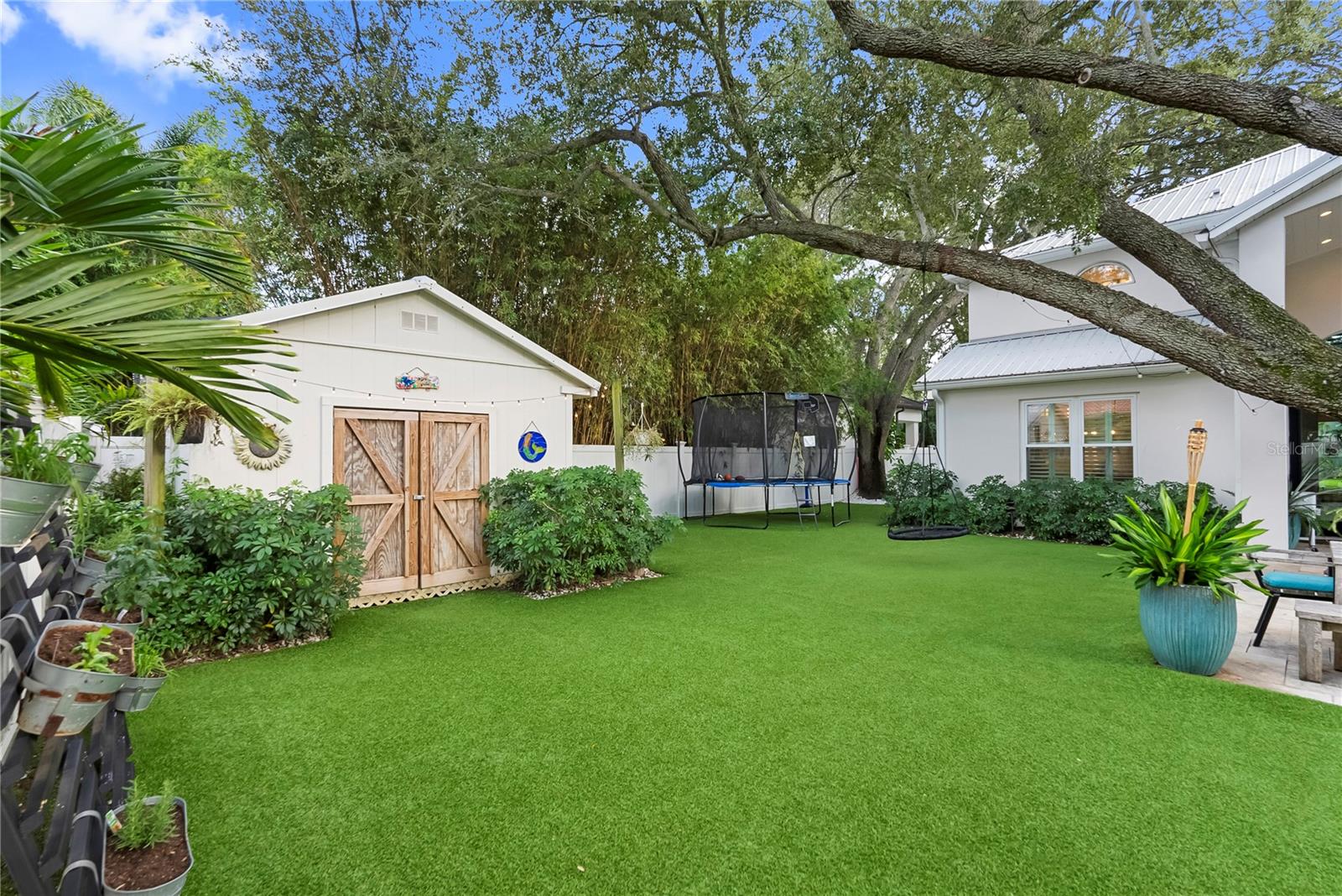 3407 W VASCONIA STREET, Tampa, FL 33629