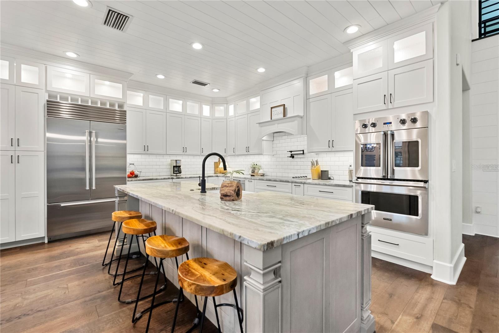 3407 W VASCONIA STREET, Tampa, FL 33629