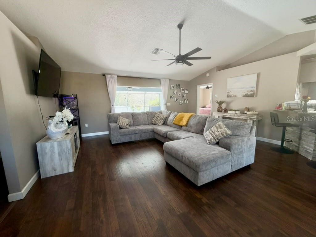 8210 MACKINAW ROAD, Weeki Wachee, FL 34613