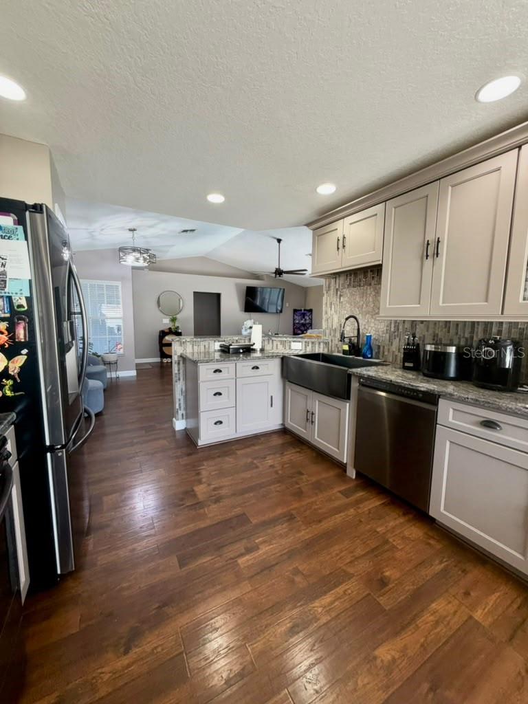 8210 MACKINAW ROAD, Weeki Wachee, FL 34613