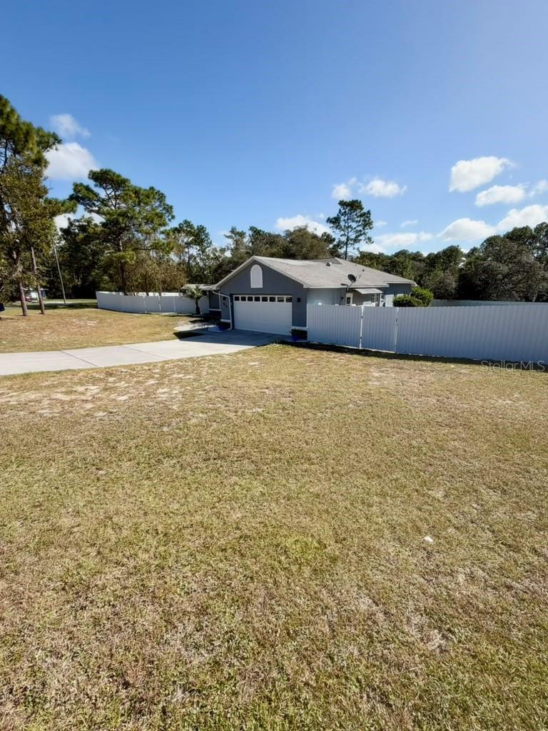 8210 MACKINAW ROAD, Weeki Wachee, FL 34613