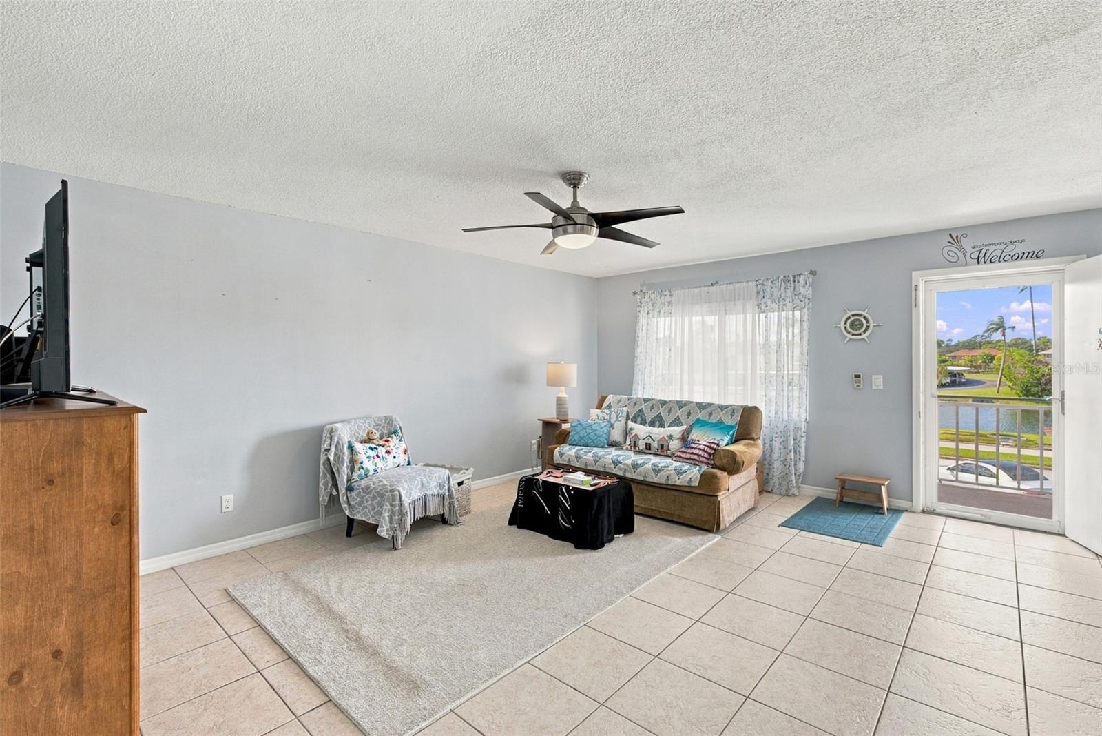 8039 GARDEN DRIVE, #204, Seminole, FL 33777