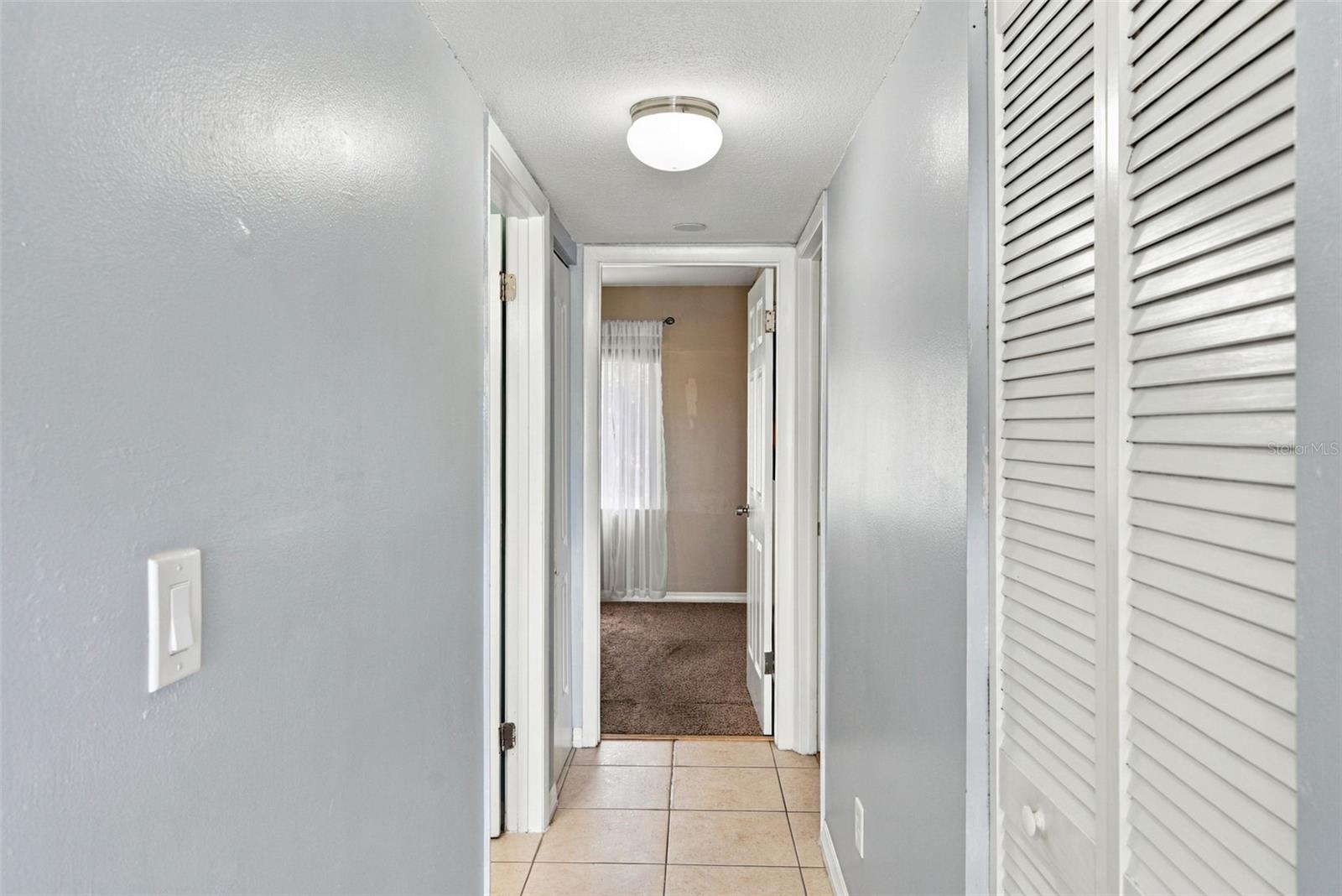 8039 GARDEN DRIVE, #204, Seminole, FL 33777