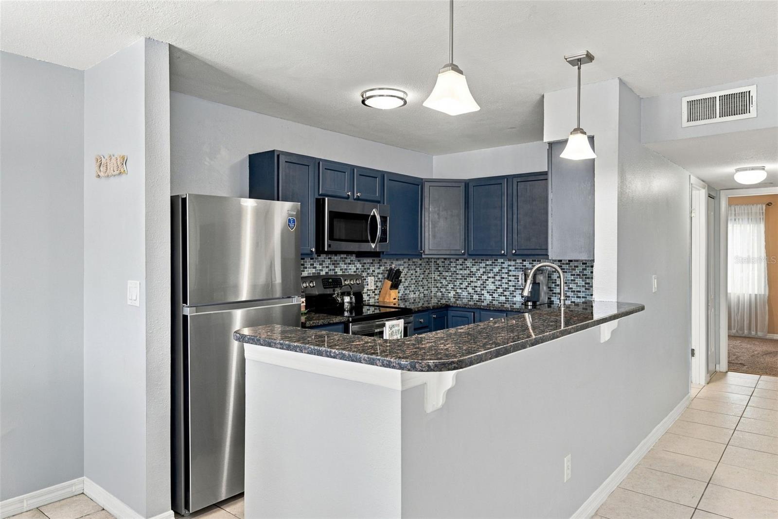 8039 GARDEN DRIVE, #204, Seminole, FL 33777