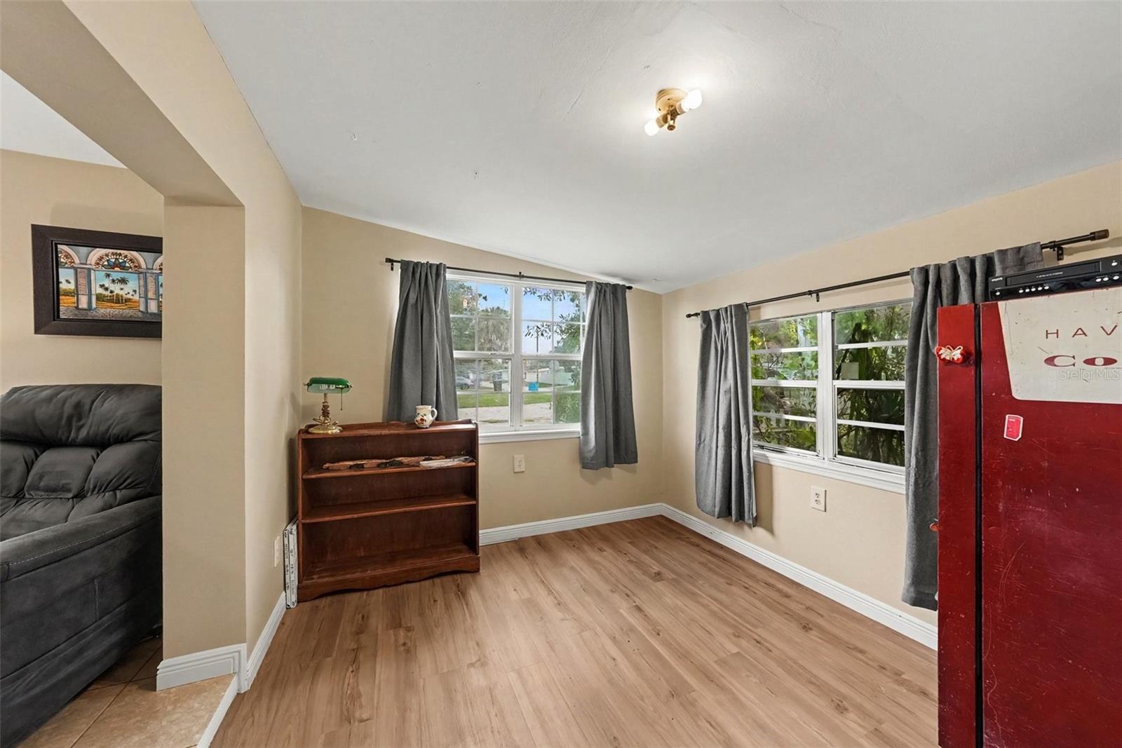 5002 HALIFAX DRIVE, Tampa, FL 33615