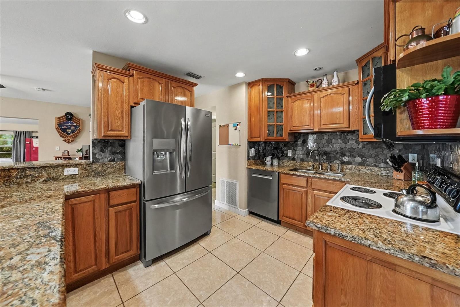 5002 HALIFAX DRIVE, Tampa, FL 33615