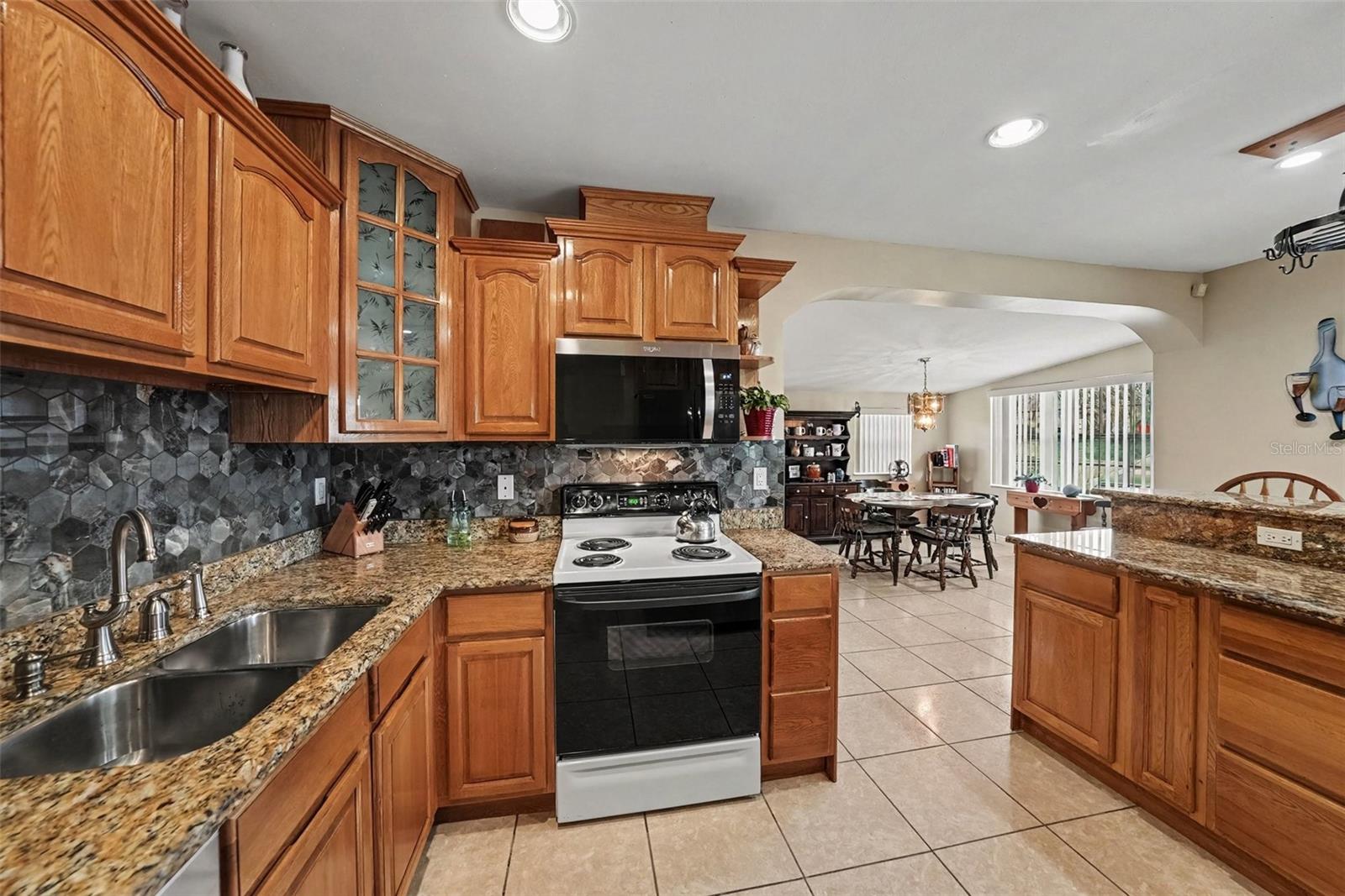 5002 HALIFAX DRIVE, Tampa, FL 33615