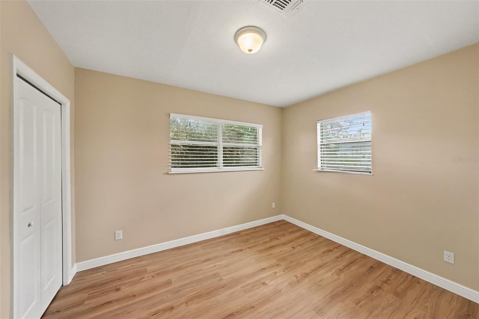 5002 HALIFAX DRIVE, Tampa, FL 33615