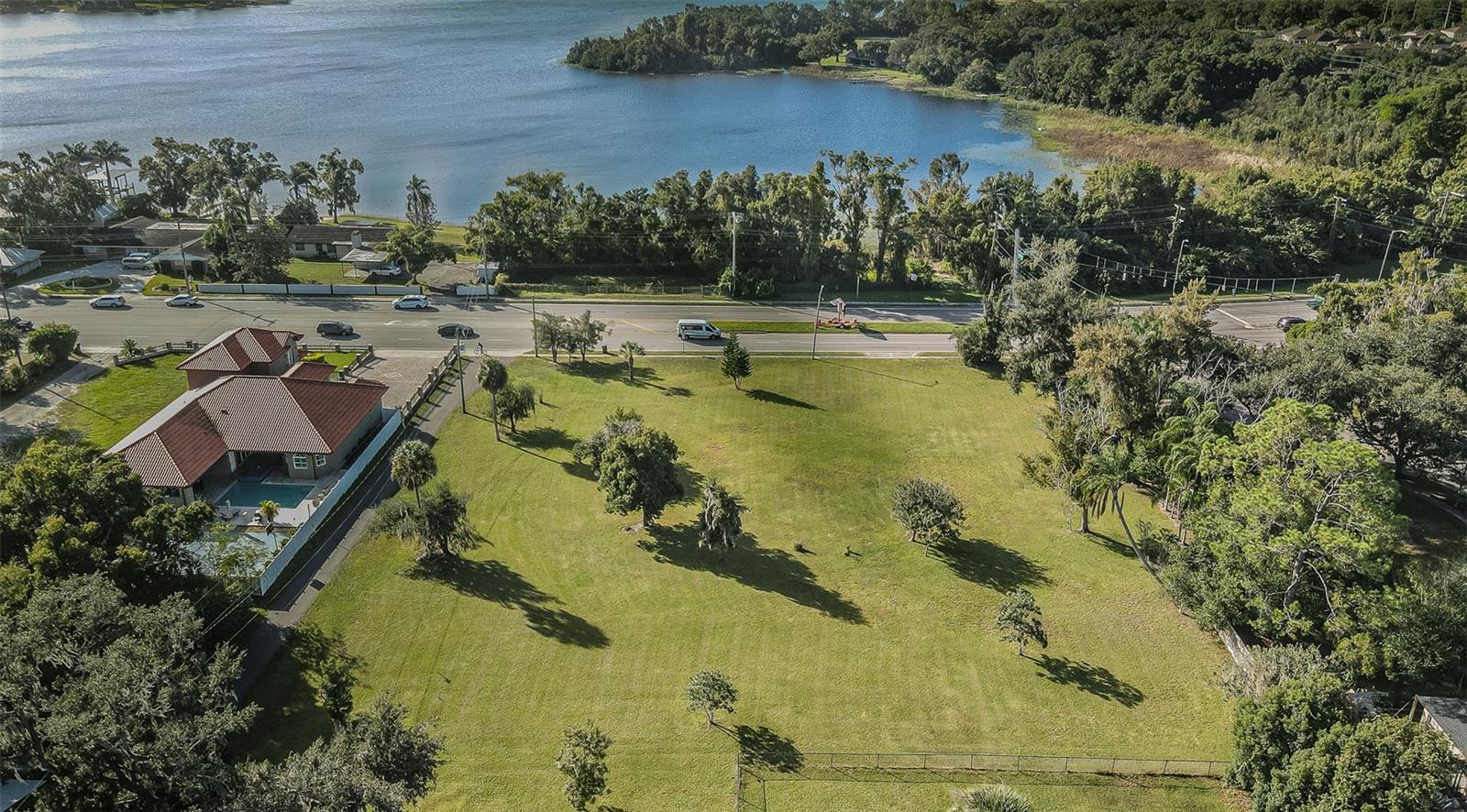 2125 W BEARSS AVENUE, Tampa, FL 33618
