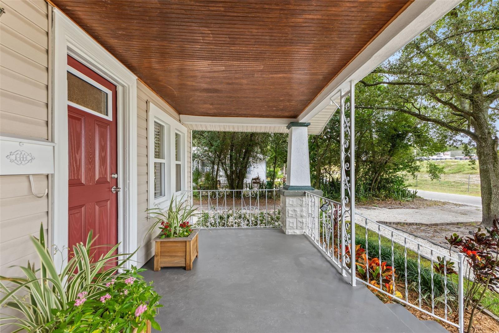 6303 N KING STREET, Tampa, FL 33604