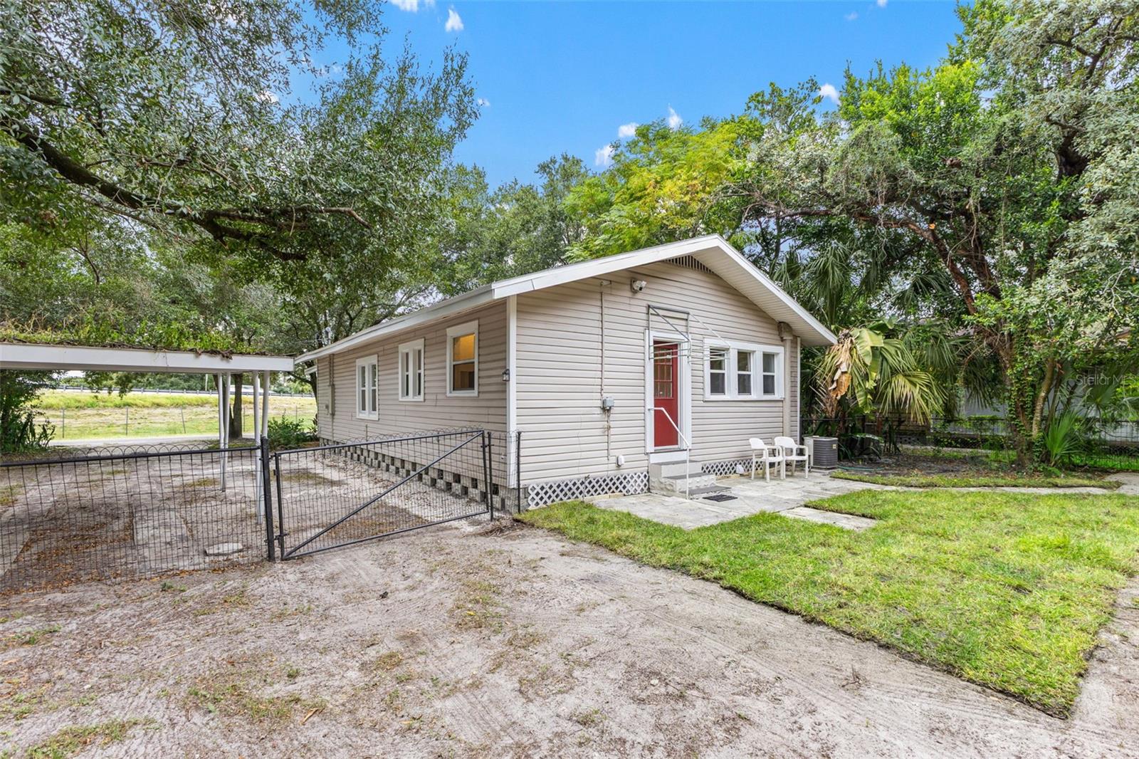 6303 N KING STREET, Tampa, FL 33604