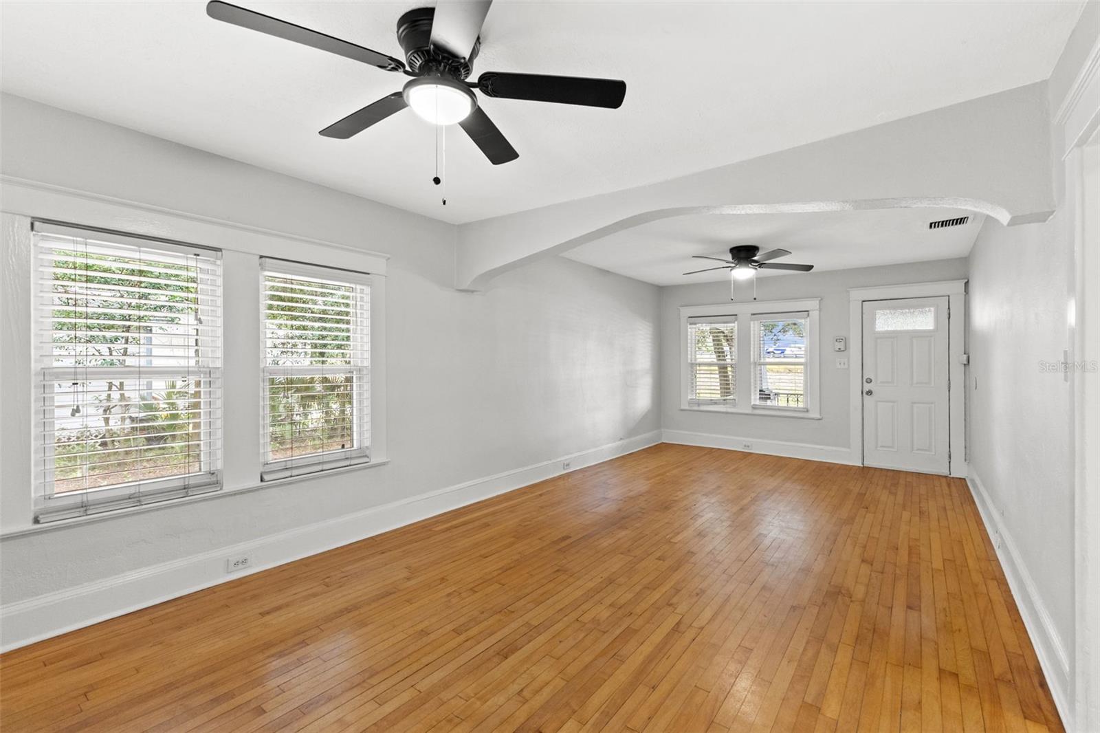6303 N KING STREET, Tampa, FL 33604