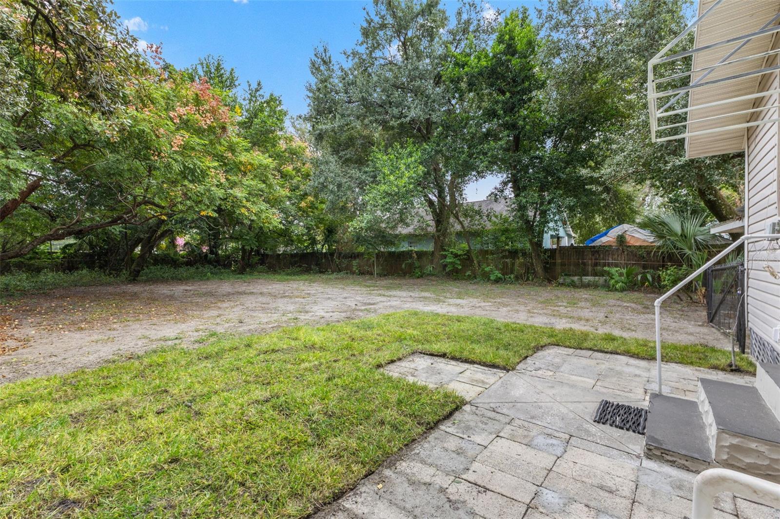 6303 N KING STREET, Tampa, FL 33604
