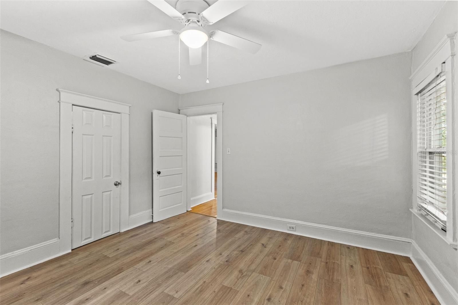 6303 N KING STREET, Tampa, FL 33604