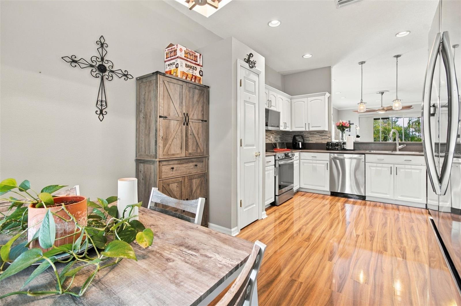 8002 SHADDOCK PLACE, Land O Lakes, FL 34637