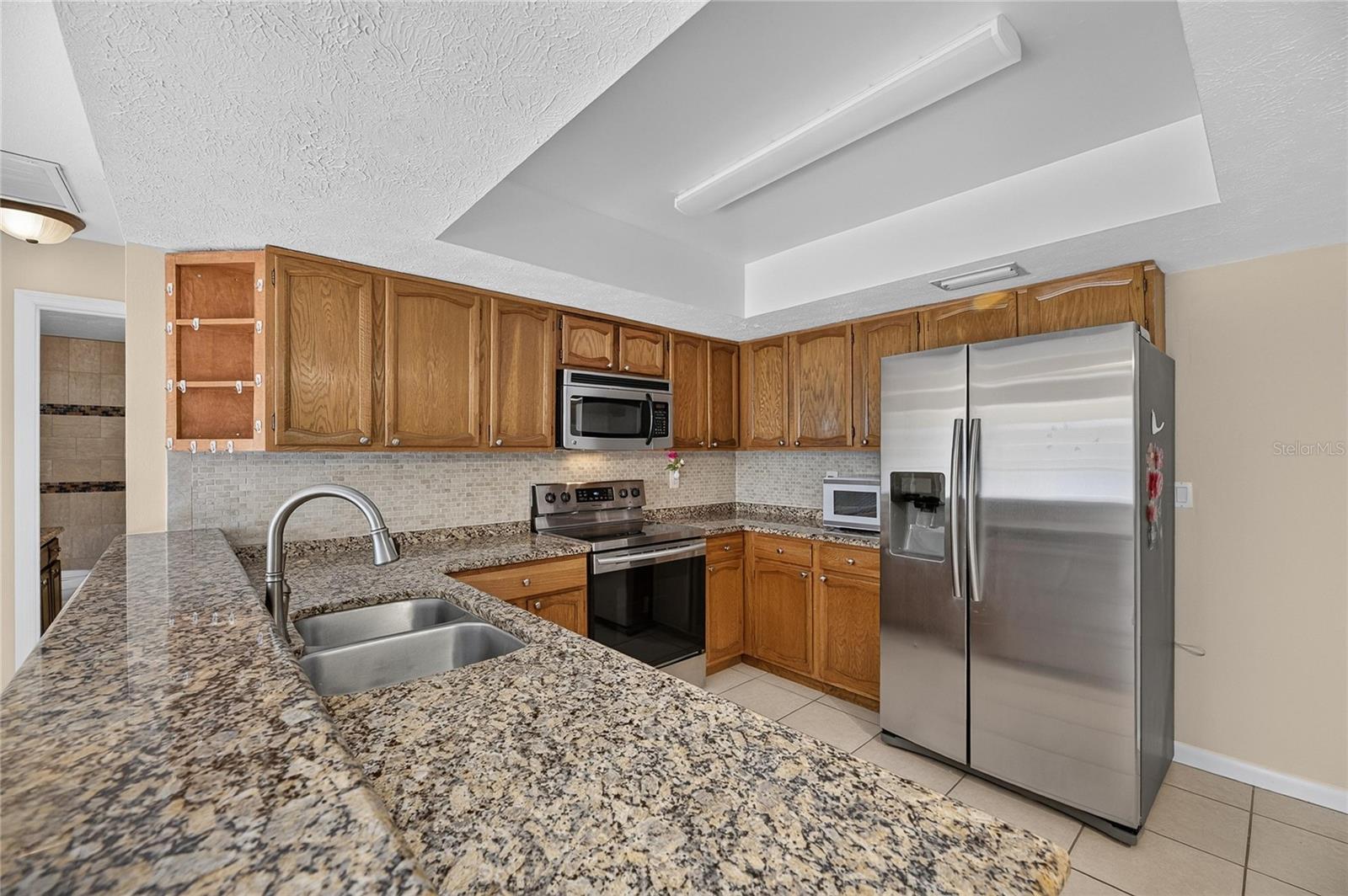 8904 W FLORA STREET, Tampa, FL 33615