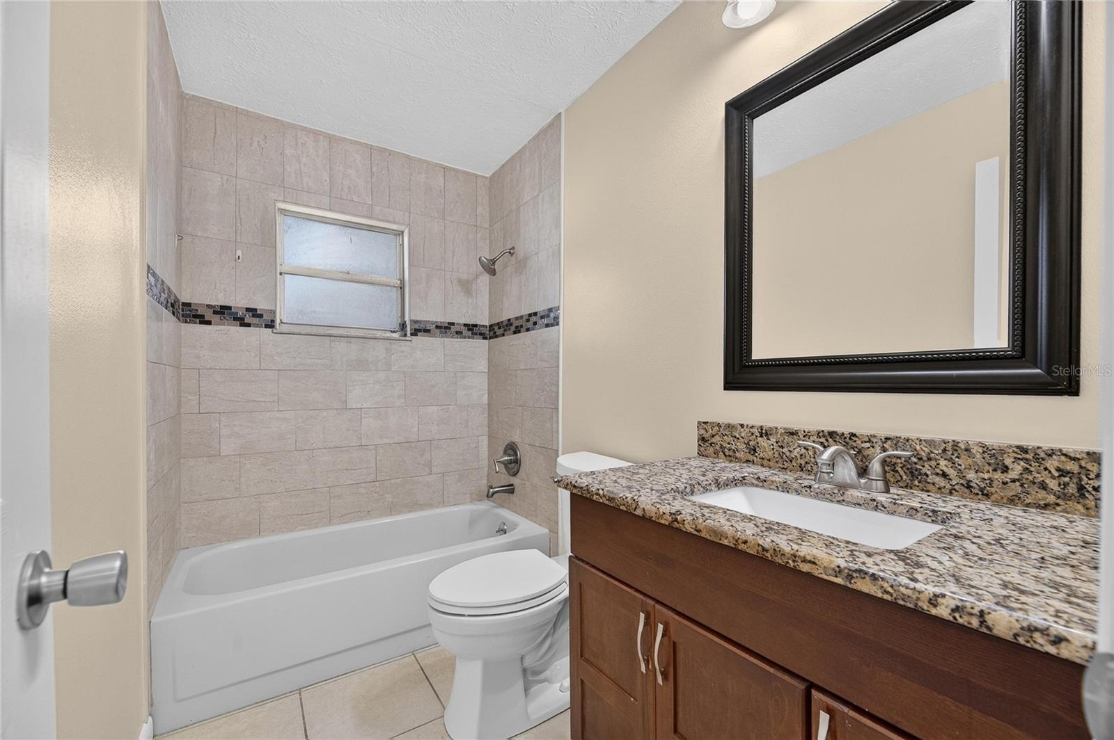 8904 W FLORA STREET, Tampa, FL 33615