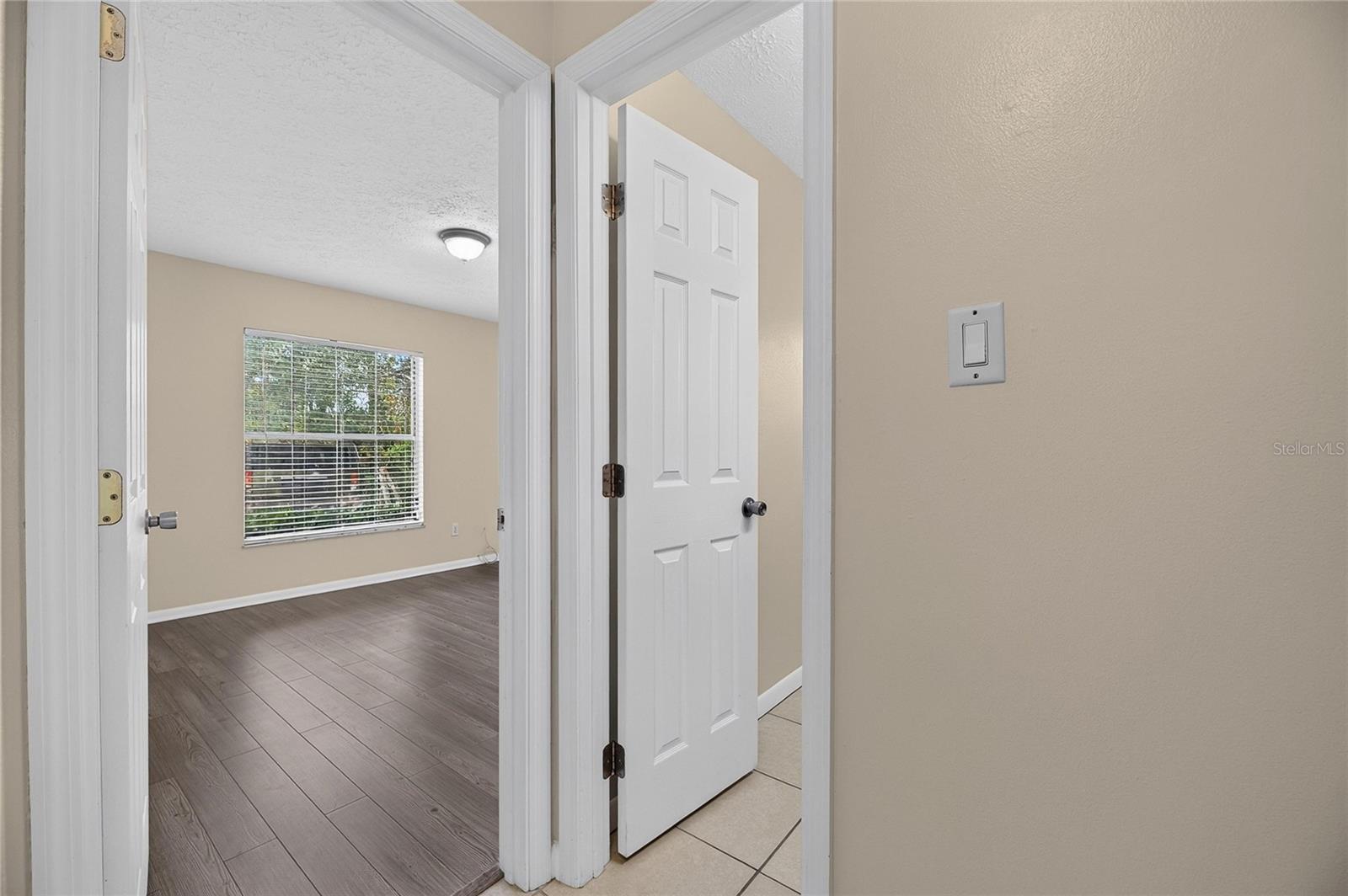 8904 W FLORA STREET, Tampa, FL 33615