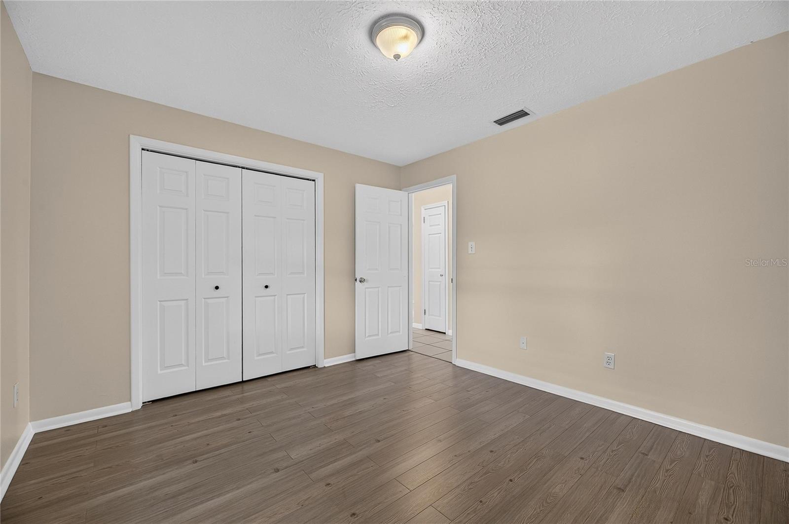 8904 W FLORA STREET, Tampa, FL 33615