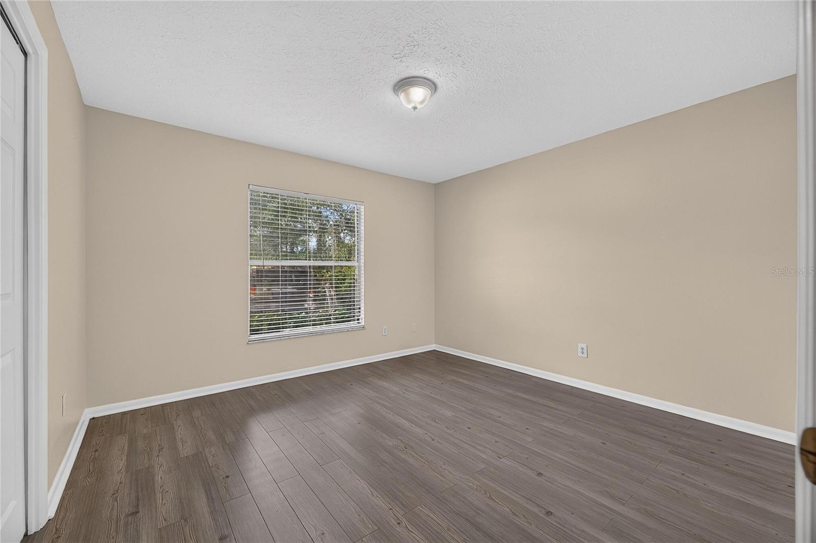 8904 W FLORA STREET, Tampa, FL 33615