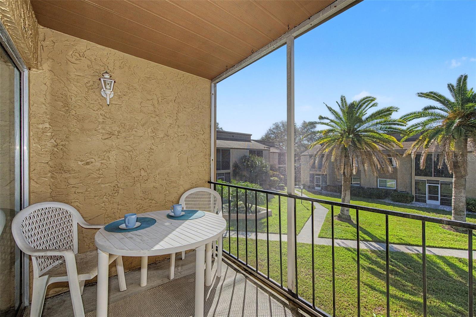 1575 GREENLEA DRIVE, #4, Clearwater, FL 33755
