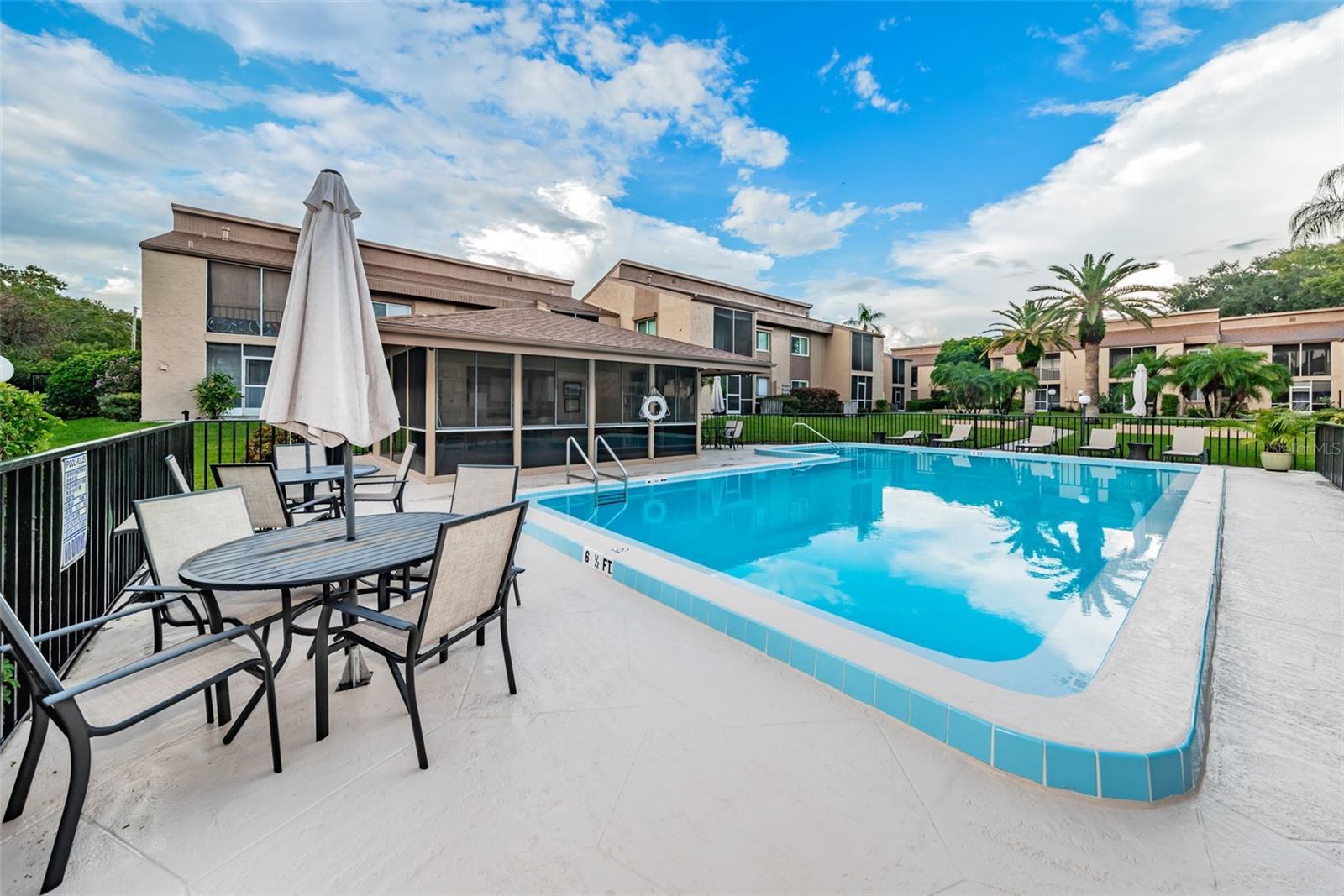 1575 GREENLEA DRIVE, #4, Clearwater, FL 33755