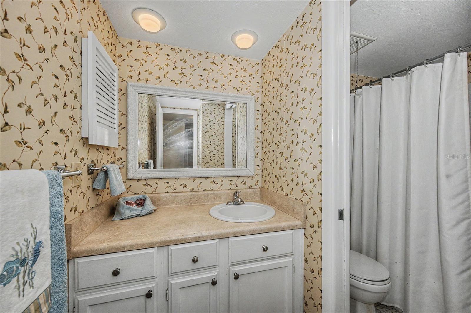 1575 GREENLEA DRIVE, #4, Clearwater, FL 33755